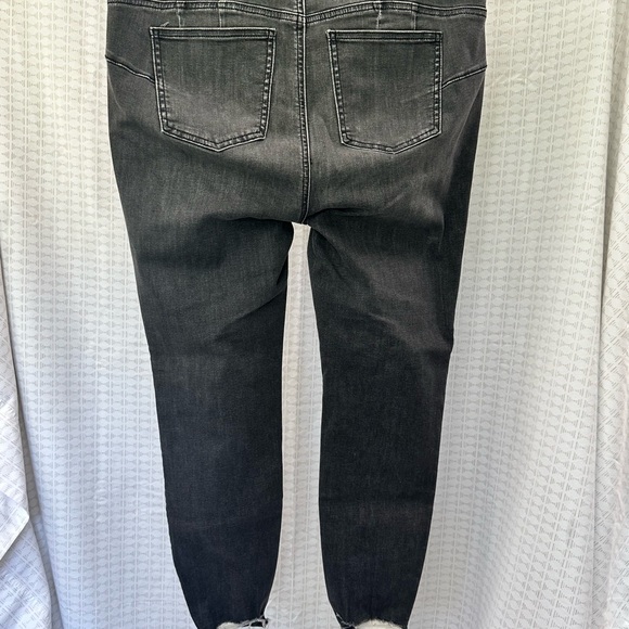 Torrid bombshell grey distressed jeans - Picture 2 of 2